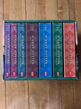 Scholastic Harry Potter Box Set - Purple, Teal, Brown, Blue, Green, Red